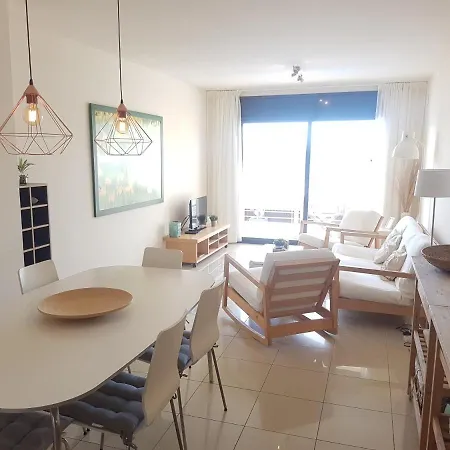 Beautiful 75m2 With View At The Beach, Pool, Parking Roses
